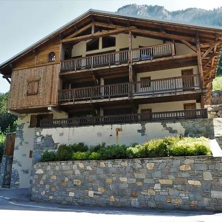 Confortable Proche Du Centre - 4 Pers. Apartment